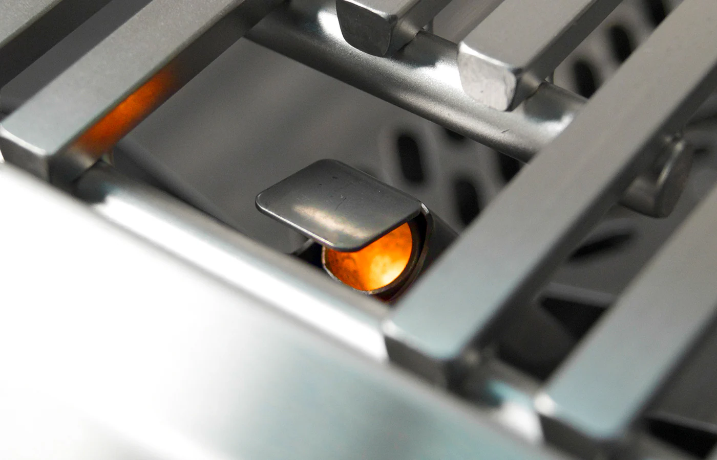 FireMagic Echelon E1060i Built-In - Image 6