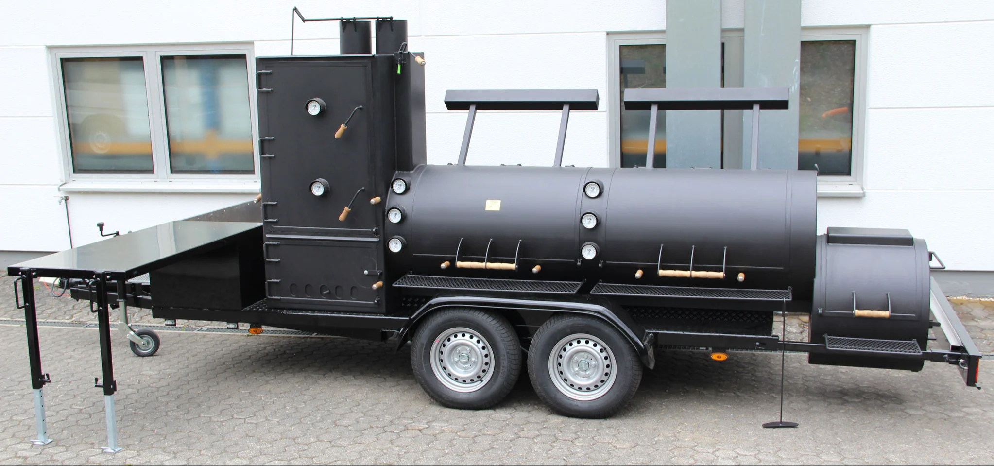 Joe´s Barbeque Smoker 30" Extended Catering Trailer