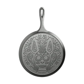 Lodge Gusseisen Griddle mit XOLO SUGAR SKULL