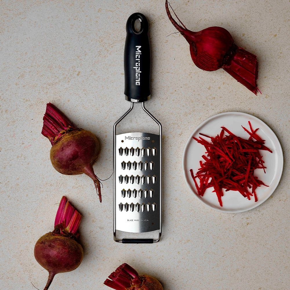 Microplane Feine Juliennereibe, Gourmet Serie - Image 2