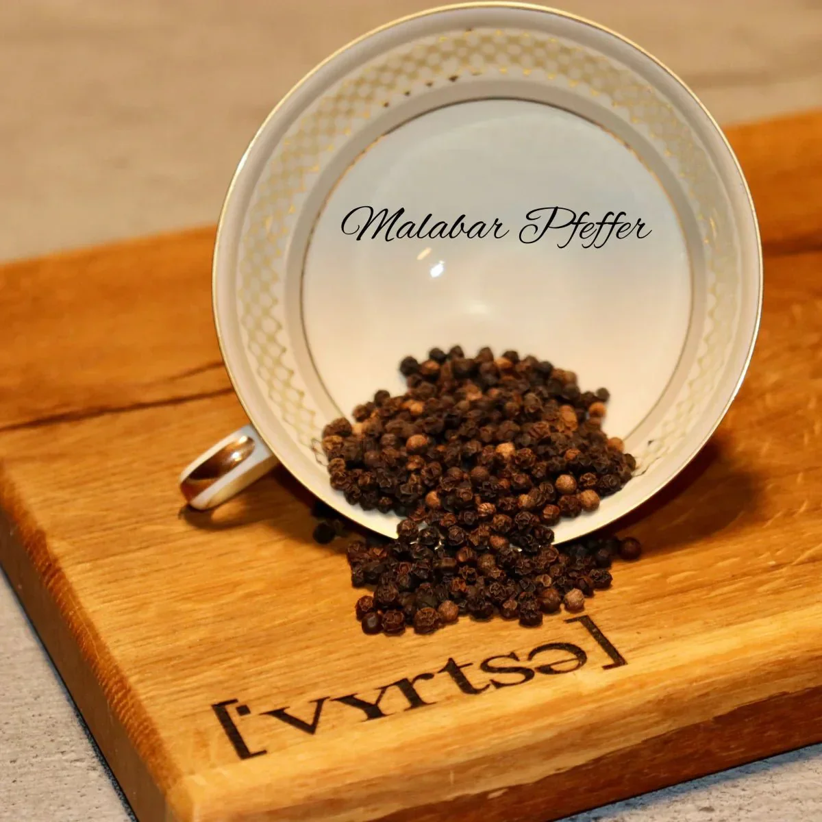 ['Vyrtse] Malabar Pfeffer schwarz,70g ganz